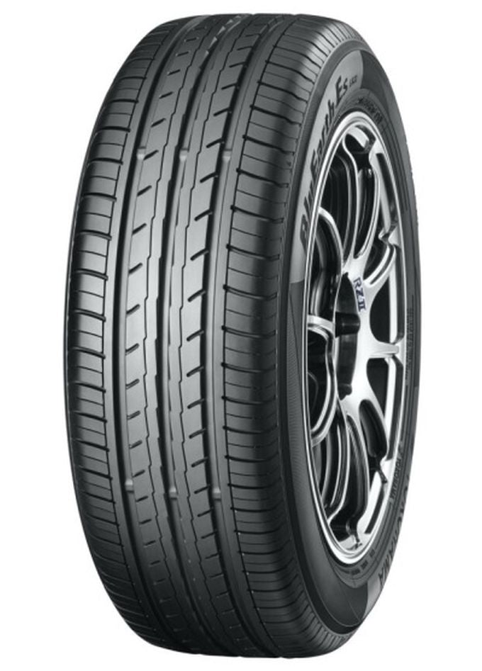 Yokohama 215/60 R16 BluEarth-Es ES32 95H